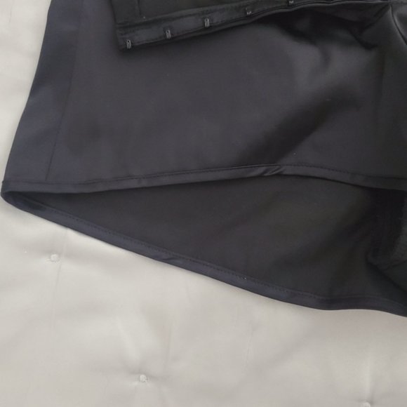 Retro Pinup Highwaisted Satin Shorts By ZARA - Picture 5 of 16